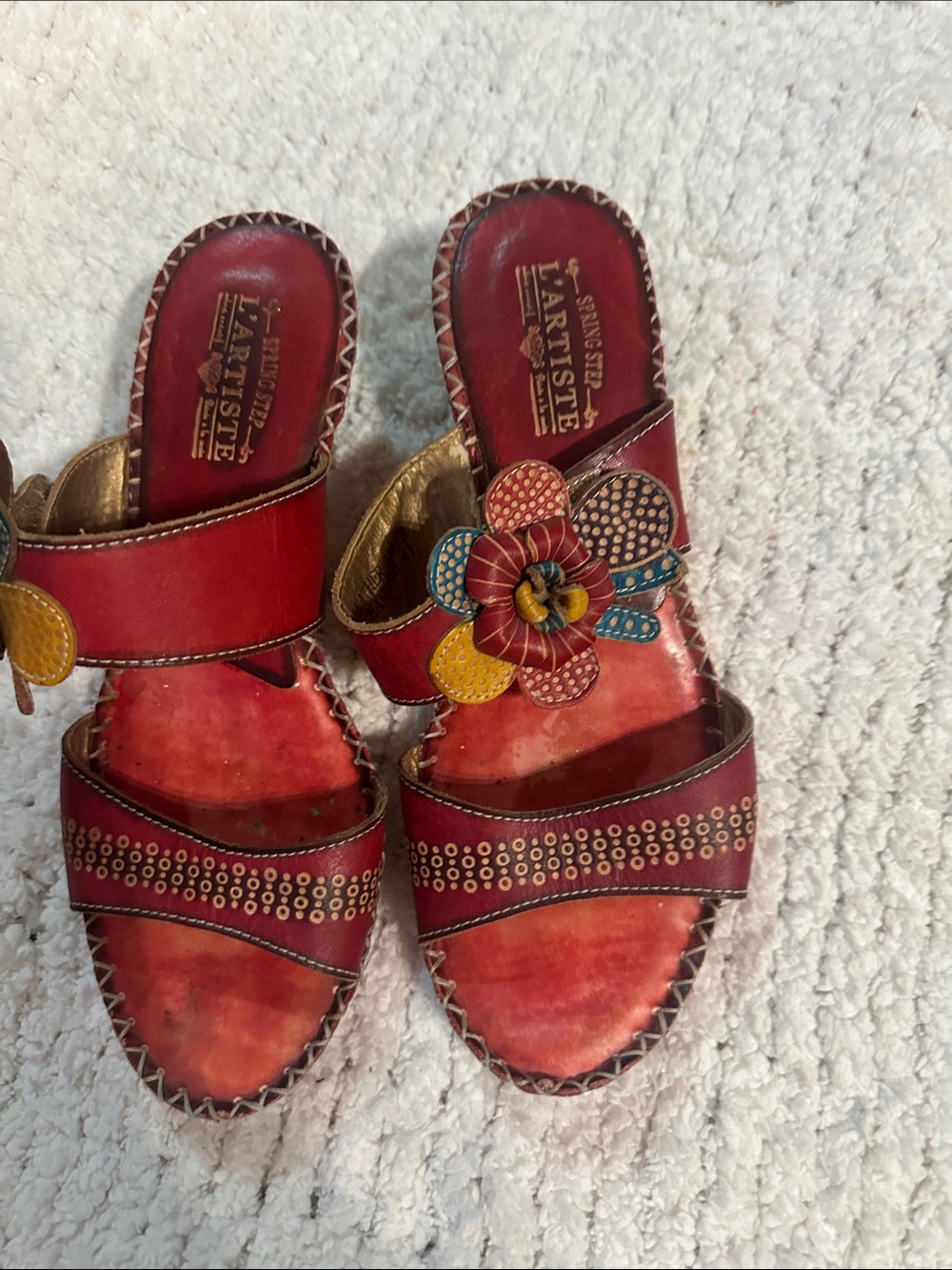L'ATISTE Red Leather Floral Slide Sandals